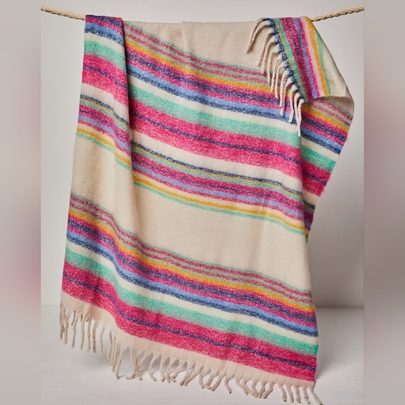 Free People Other - SUPER SALE🙌FREE PEOPLE Fringe Throw Blanket